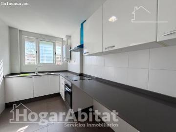 ADOSADO SEMINUEVO CON TERRAZA Y GARAJE