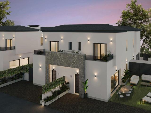 Adosados con 3 dormitorios en Gran Alacant.. Nueva residen. 96m² Alacant