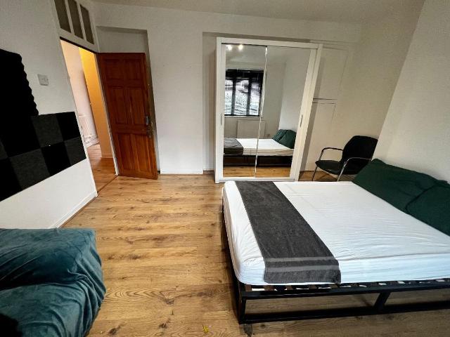 Ada Gardens, London E15, 5 bed terraced house to rent, £3,497 pcm | PrimeLocation