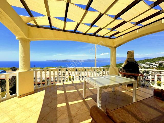 Adabükü Plajlı En Ön 180° Leb i Derya Manzaralı Eşyalı Rezidans