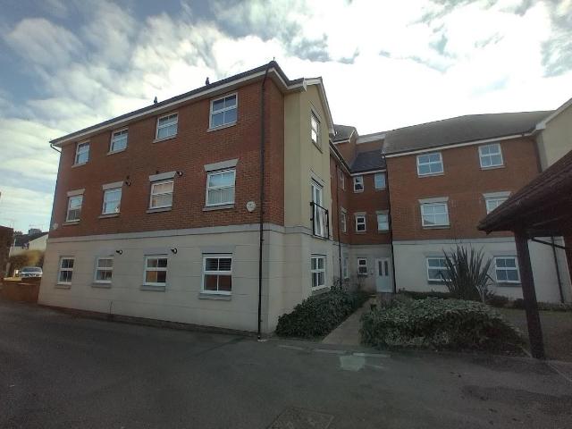 Adair Road, Ipswich IP1, 2 bed flat to rent, £925 pcm | PrimeLocation