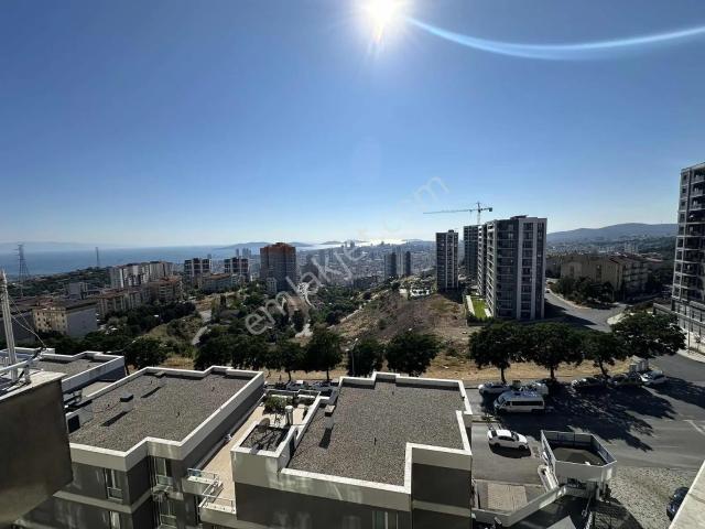 Adalar Manzaralı 2+2 Dubleks Daire teraslı