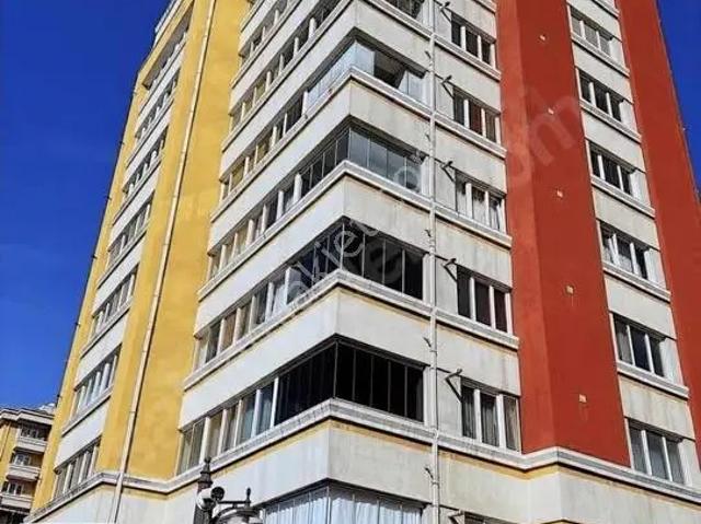 Adalar Manzaralı Serra Park 2 Sitesinde Kiralık 3+1 Daire