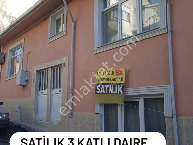 Adalet Gold Group Emlak'tan Satılık Müstakil Daire 3 Katlı Doğalgazlı Uygun Fiyata