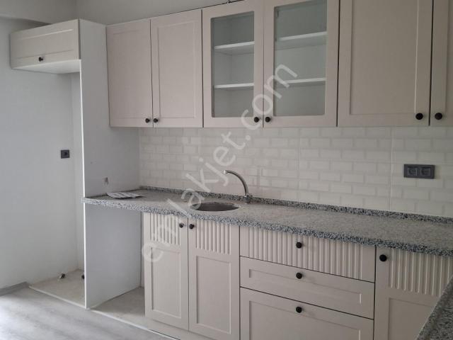 Adalet Gold Group Emlak'tan Site İçerisinde Bağlar Mahallesinde Sıfır Bina Satılık Daire 2+1 100 M2