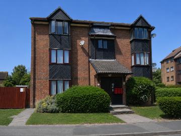 Adams Way, Croydon CR0, Studio to rent, £1,100 pcm | PrimeLocation