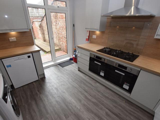 Adams Avenue, Abington, Northampton NN1, 6 bed terraced house to rent, £556 pcm | PrimeLocation