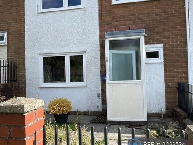 Adams Square, Ebbw Vale, NP23 3 bed terraced house to rent £950 pcm £219 pw