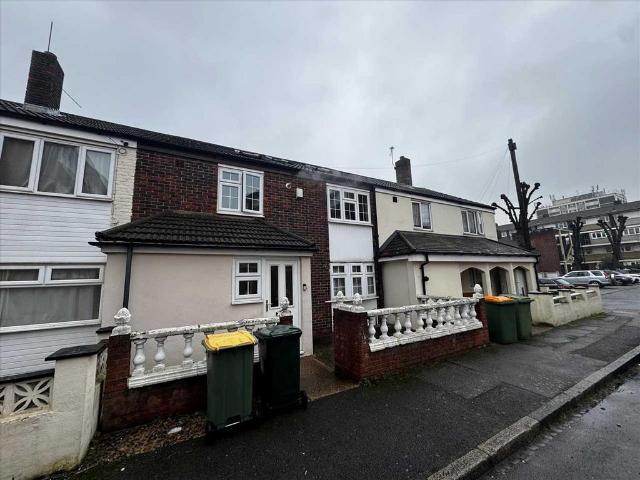 Adamson Road, LONDON 6 bed terraced house to rent £3,300 pcm £762 pw