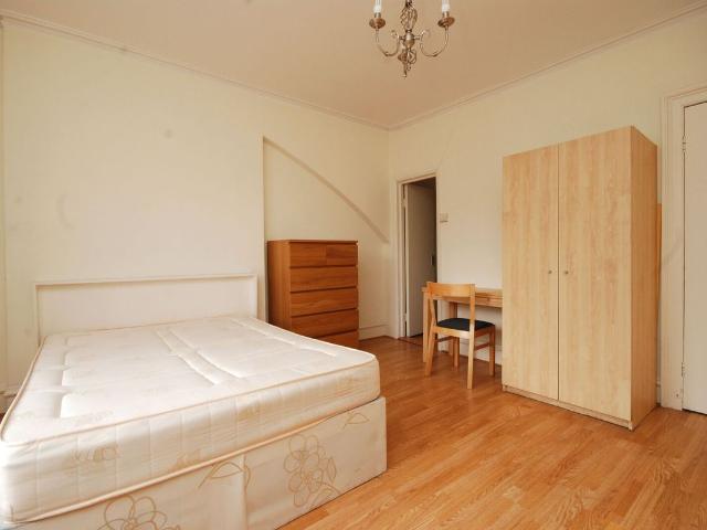 Adamson Road, Swiss Cottage, London NW3, Studio to rent, £1,842 pcm | PrimeLocation