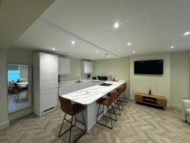 Adamson Road, Swiss Cottage NW3, London, 2 bed property to rent, £2,750 pcm | PrimeLocation