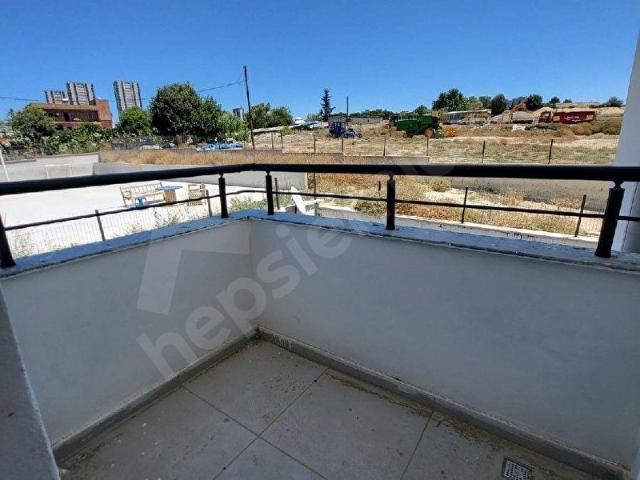 ADANA ÇUKUROVA KABASAKAL YENİ AÇILAN BULVARDA SİTE İÇİ KAPALI MUTFAK 3+1 ARA KAT KİRALIK DAİRE