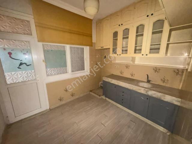 Adana Yeşilyurt Mahallesi Kiralık 3+1 Daire