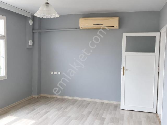Adana Yüreğir Karacaoğlan Mahallesi Kiralık 2+1 Daire
