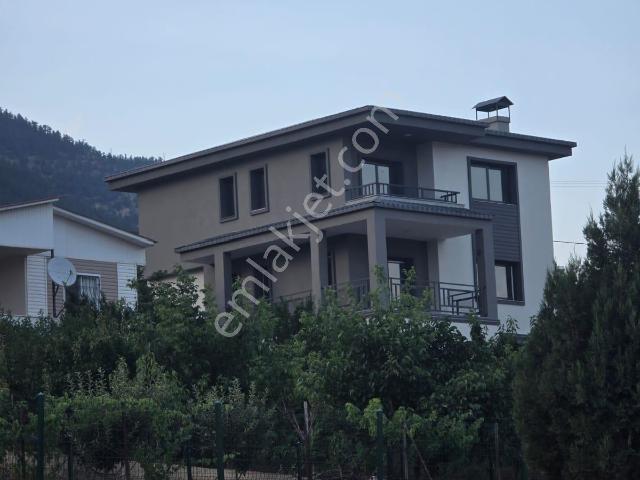 Adana Pozantı'da Sıfır, Oturuma Hazır, Bahçeli Müstakil Villa