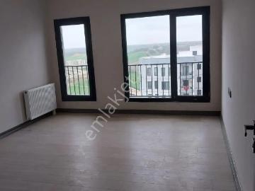 Adana Sarıçam Buruk Tokilerinde Yola Yakın Konumda 2+1 Fırsat Hiç Kullanılmamış Kiralık Daire