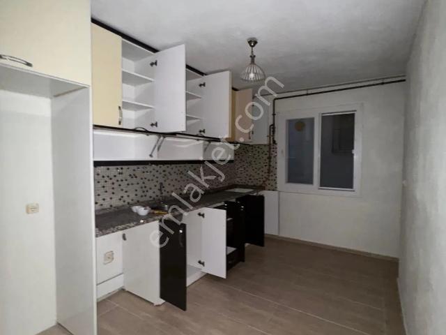 Adana Sarıçam Yeşiltepe Mah. Müstakil Veli Yavuz Okula Yakın Kiralık 120 M² Ferah 2+1 Daire