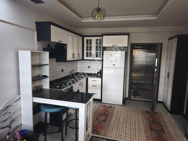 Adana Sarıçamda Gültepe Gelinçik Caddesinde 1+1 Eşyalı Eşyaları Yeni Fırsat Fiyat İle Daire