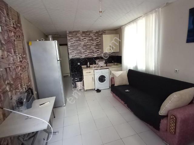 Adana Seyhan Barajyolu Hastaneler Kavşağı Adana Plaza Otel Arkası 1+0 Kiralık Eşyalı Daire