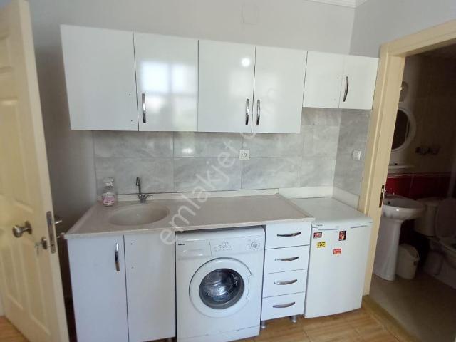 Adana Seyhan Barajyolu Yeni Baraj Mahallesi Duygu Cafeye Yürüme Mesafesinde Eşyalı 1+0kiralık Daire