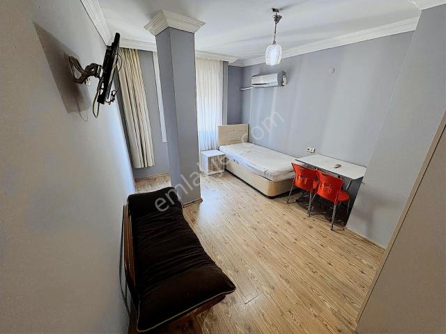 Adana Seyhan Baraj Yolu Cadde Üzerinde 1+0 Eşyalı Nezih Daire