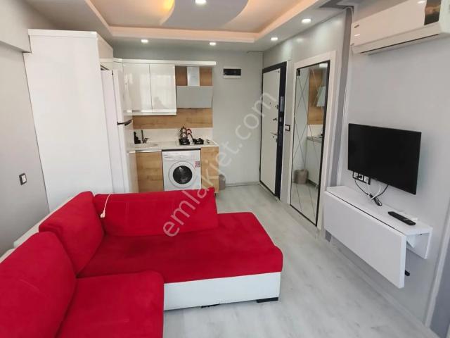 Adana Seyhan Baraj Yolunda Ana Cadde Üzerinde Lüks Eşyalı Kiralık 1+1 Apartman Dairesi