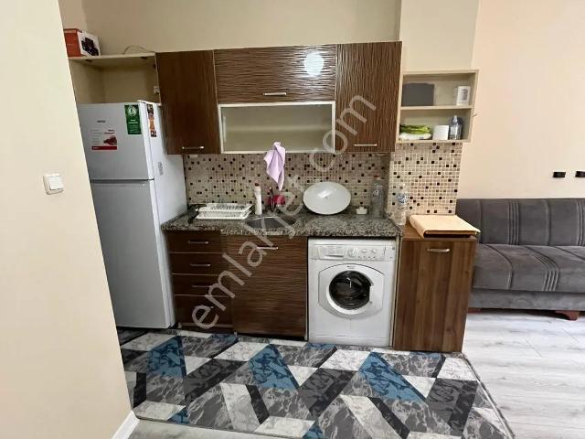 Adana Seyhan Baraj Yolunda Apartmanın Bagımsız Girişinde Eşyalı Kiralık 1+1