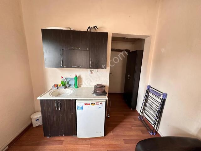 Adana Seyhan Baraj Yolunda Baglar Karakolu Civarı Eşyalı Kiralık 1+0