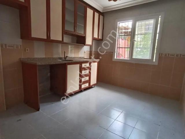 Adana Seyhan Baraj Yolunda Duygu Cafe Arkasında Yeşilyurt Mahallesinde Kiralık 2+1