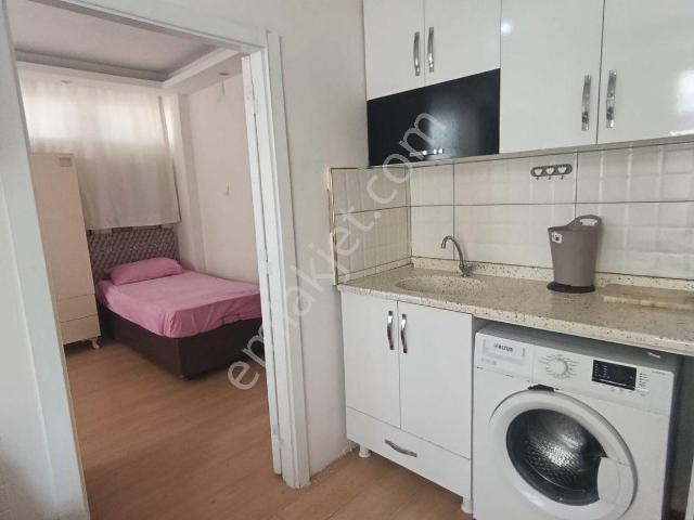 Adana Seyhan Baraj Yolunda Lc Wakiki Arasında Geniş Oturumlu 1+1 Eşyalı Kiralık Daire