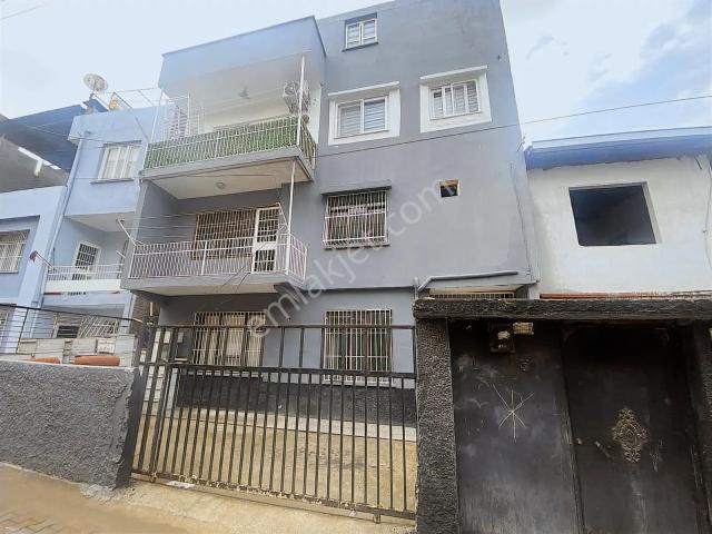 Adana Seyhan Demet Evlerde 3 Katlı Müstakil Satılık