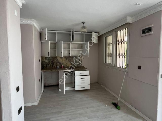 Adana Seyhan Namık Kemal Mahallesi Petrol Ofisi Karşısı 1+1kiralık Boş Daire