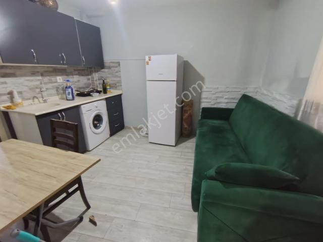 Adana Seyhan Sümer Mahallesi 1+1 Kapali Mutfak Eşyalı Kiralık
