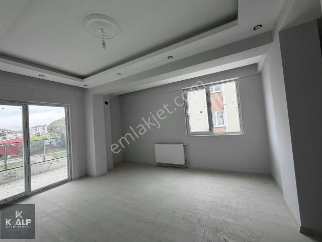 Adaparkın En Güzel Konumunda Satılık 2+1 Daire Arakatta