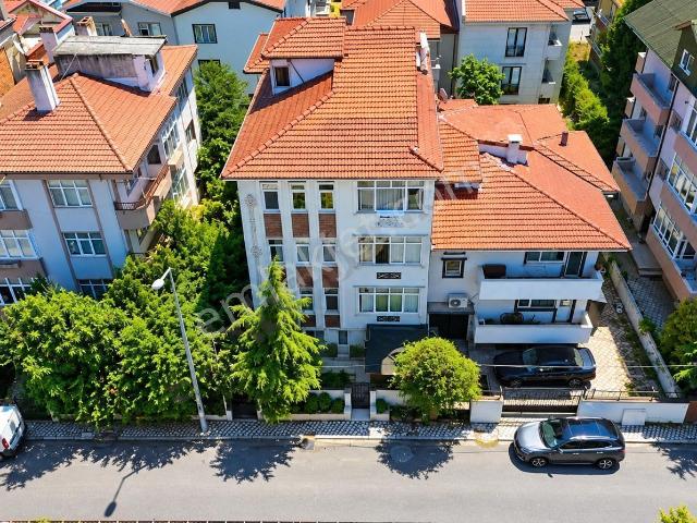 Adapazarı İstiklalde Faturalar Dahil Eşyalı 1+1 Kiralık Daire