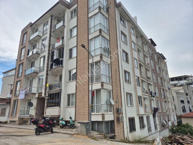 Adaplatin'den Bilecik Merkezde Garajüstü 85m2 Kiracılı 2+1 Daire