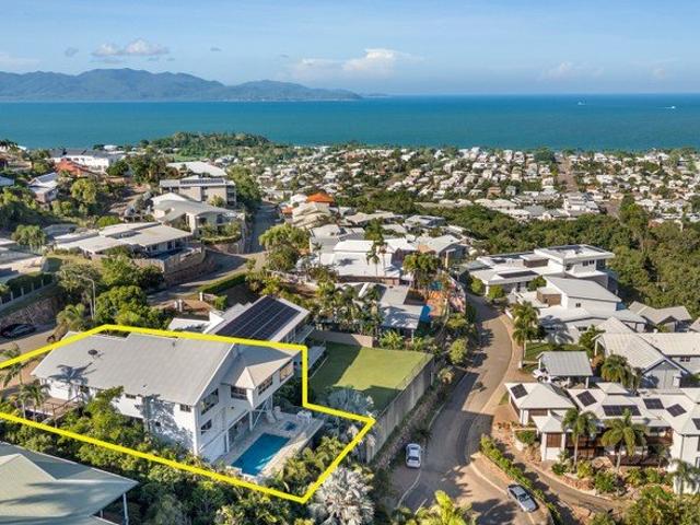 Add Some Panache to Your Privacy Panoramic Sea, Island & Castle Hill Views