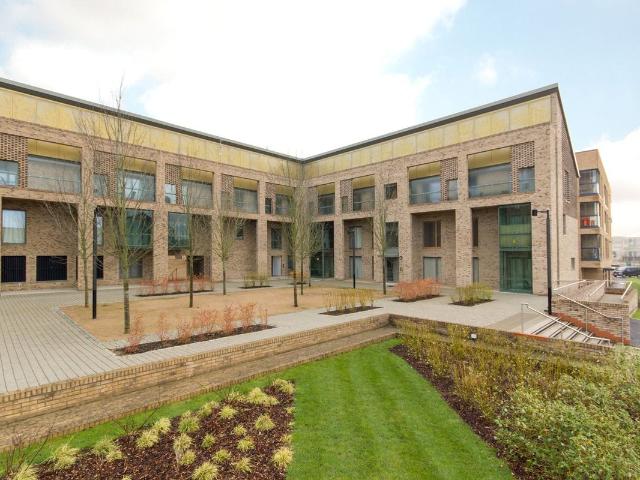 Addenbrookes Road, Trumpington, Cambridge CB2, 2 bed flat to rent, £1,750 pcm | PrimeLocation