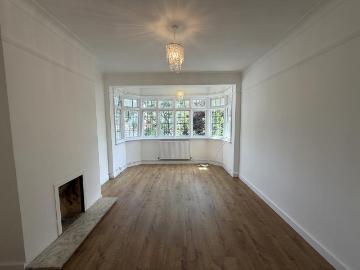 Addington Grove, London SE26 2 bed flat to rent £2,100 pcm £485 pw