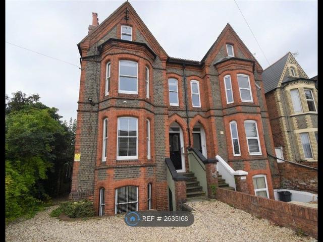 Addington Road, Reading RG1, 7 bed semi detached house to rent, £5,075 pcm | PrimeLocation
