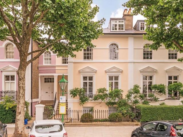 Addison Avenue, London W11 5 bed semi detached house to rent £19,500 pcm £4,500 pw