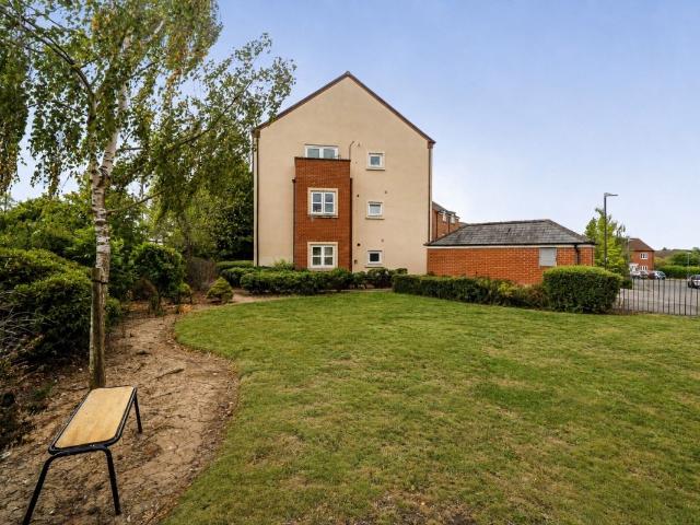 Addison Drive, Stratford Upon Avon CV37, 1 bed flat to rent, £950 pcm | PrimeLocation