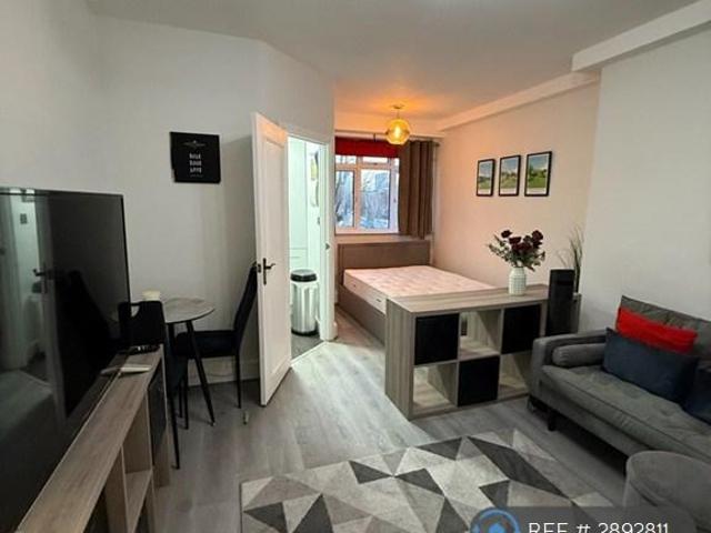 Addison House, London, NW8 Studio to rent £2,150 pcm £496 pw