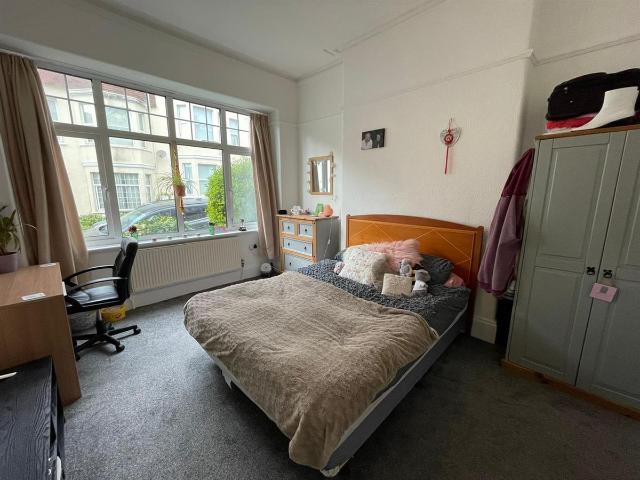 Addison Road Flat 1, Plymouth PL4, 3 bed flat to rent, £481 pcm | PrimeLocation