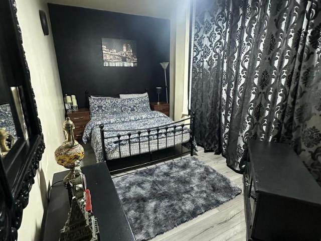 Addison Road, Kings Heath B14 2 bed flat to rent £1,050 pcm £242 pw