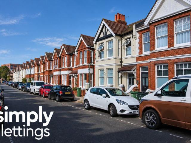 Addison Road, Hove BN3, Studio to rent, £750 pcm | PrimeLocation