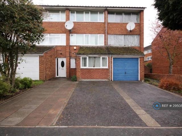 Addison Road, London, SE25 4 bed terraced house to rent £3,400 pcm £785 pw