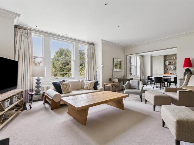 Addison Road, London W14 3 bed flat to rent, £13,650 pcm | PrimeLocation