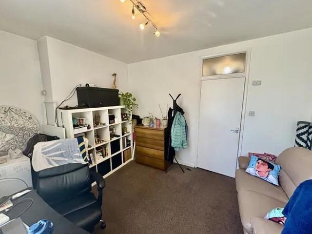 Addison Street, Arboretum, Property for rent