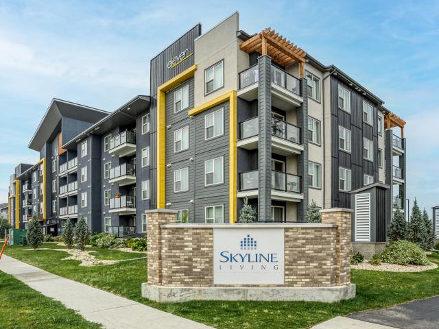 Addison Square Apartments 2 Bedroom, 2 Bath Apartment for Rent